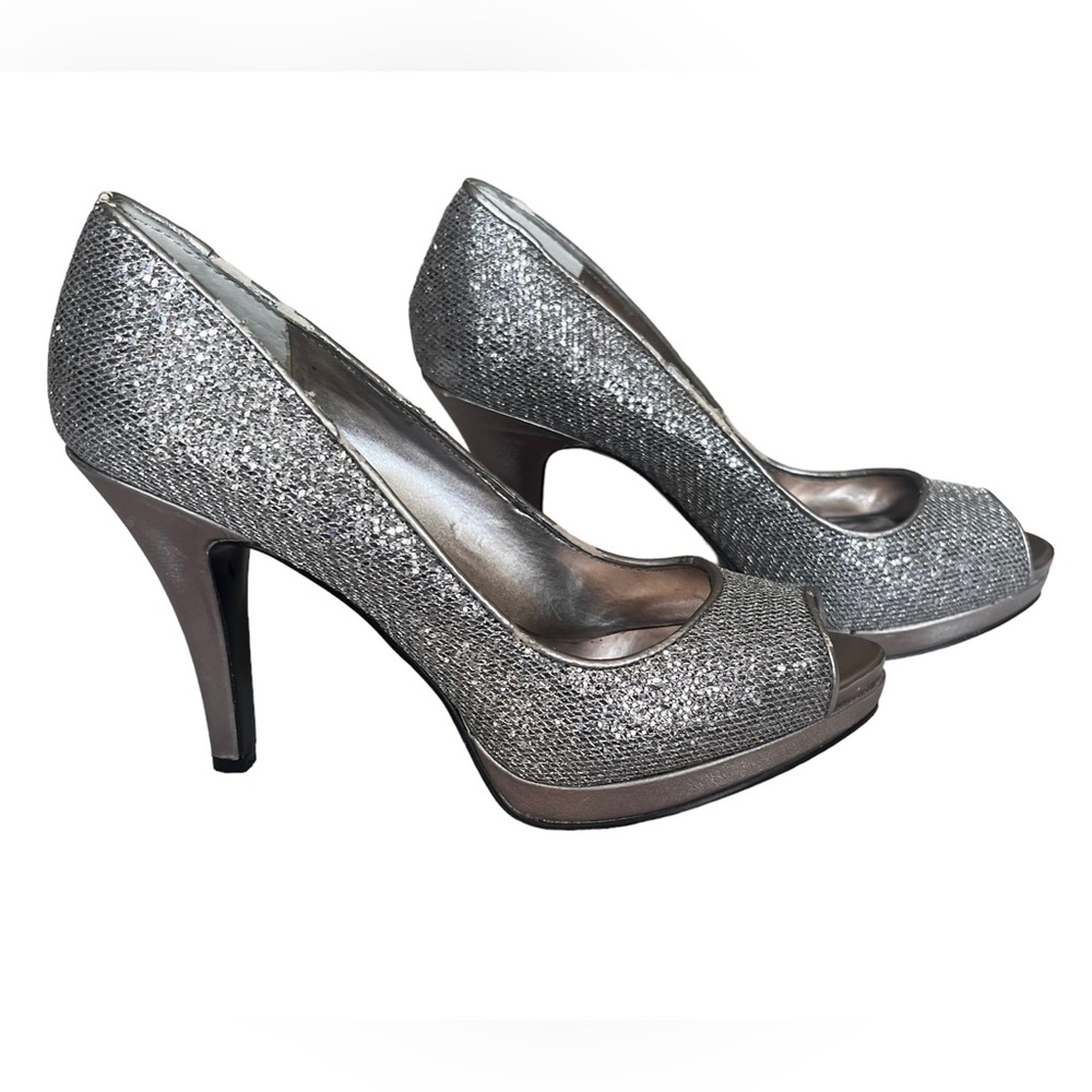 Nine West Danee Silver Metallic Sparkly Peep-Toe Pumps Heels Size 6